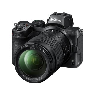 Nikon Z 5 Kit 24-200